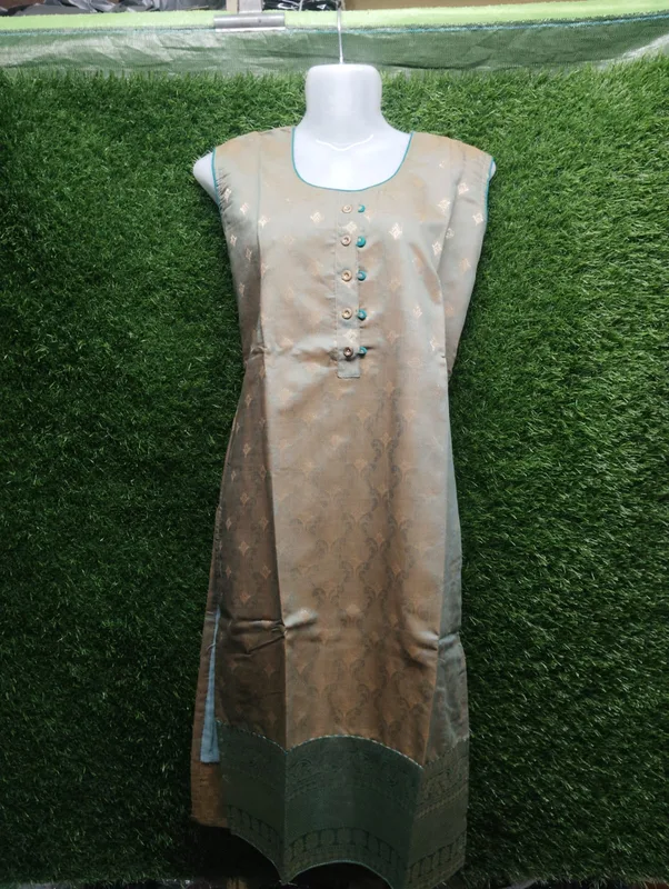 Women's Rayon Button-Up Tunic