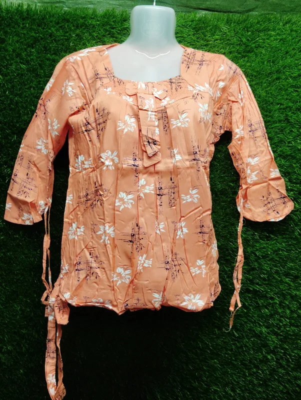 Floral Peach V-Neck Top